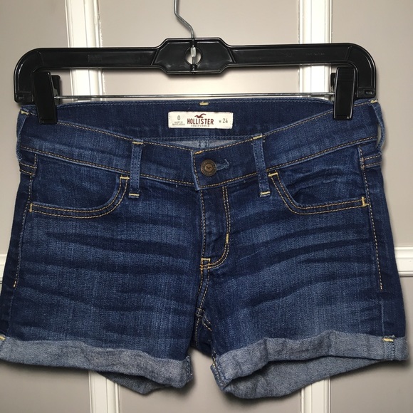 Hollister Pants - HOLLISTER JEAN SHORT